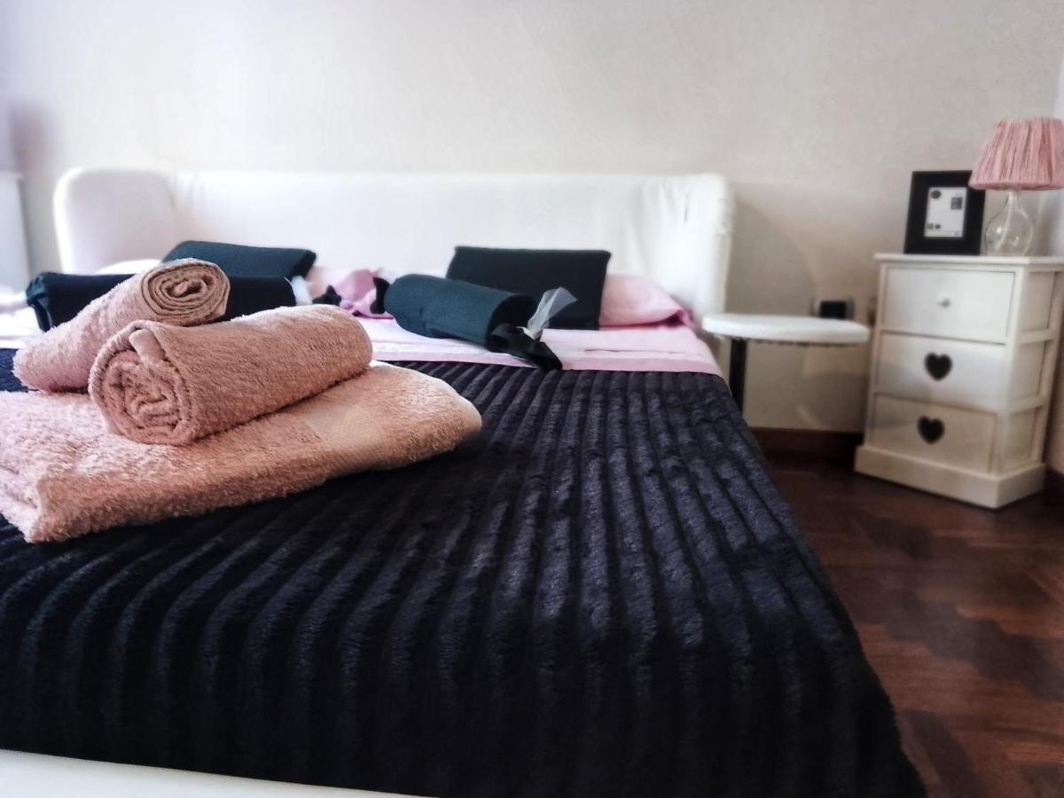 Lovely Modern Apartment Firenze Esterno foto