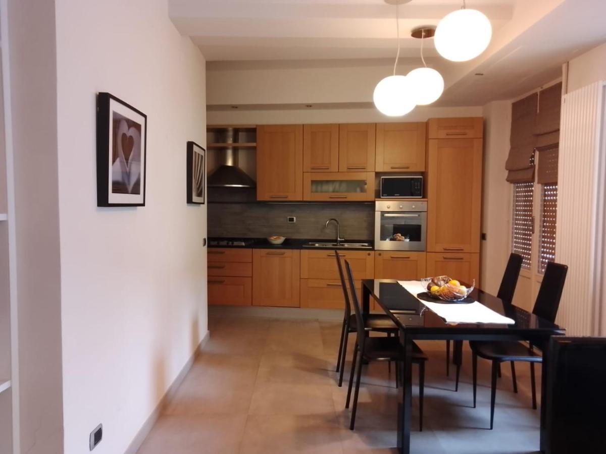 Lovely Modern Apartment Firenze Esterno foto